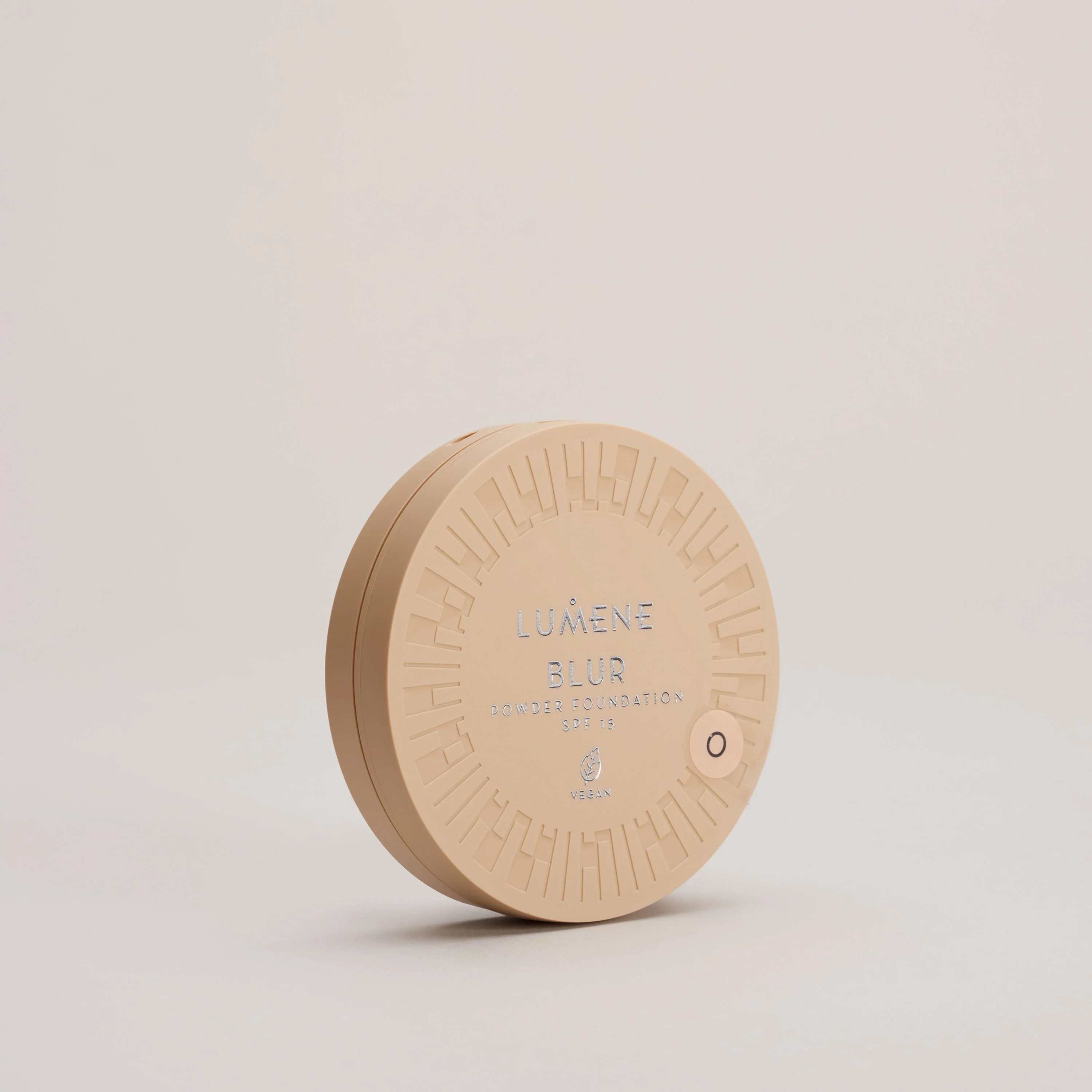Blur Longwear Powder Foundation SPF15